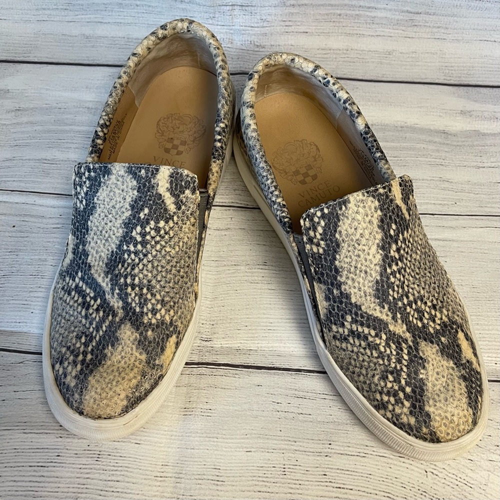 Vince Camuto Korli Snakeskin slip on